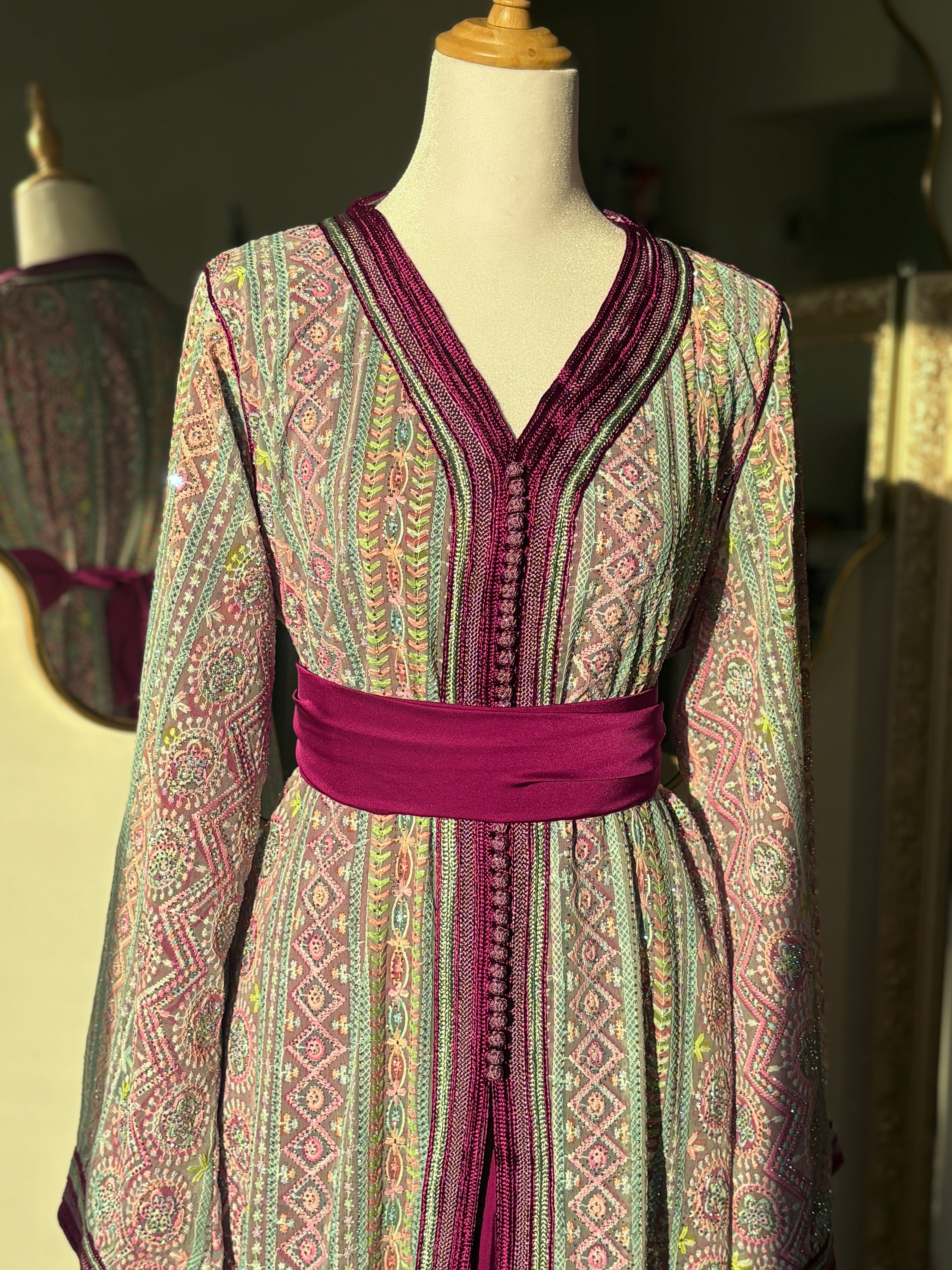 Takchita Sari prestige - Pourpre