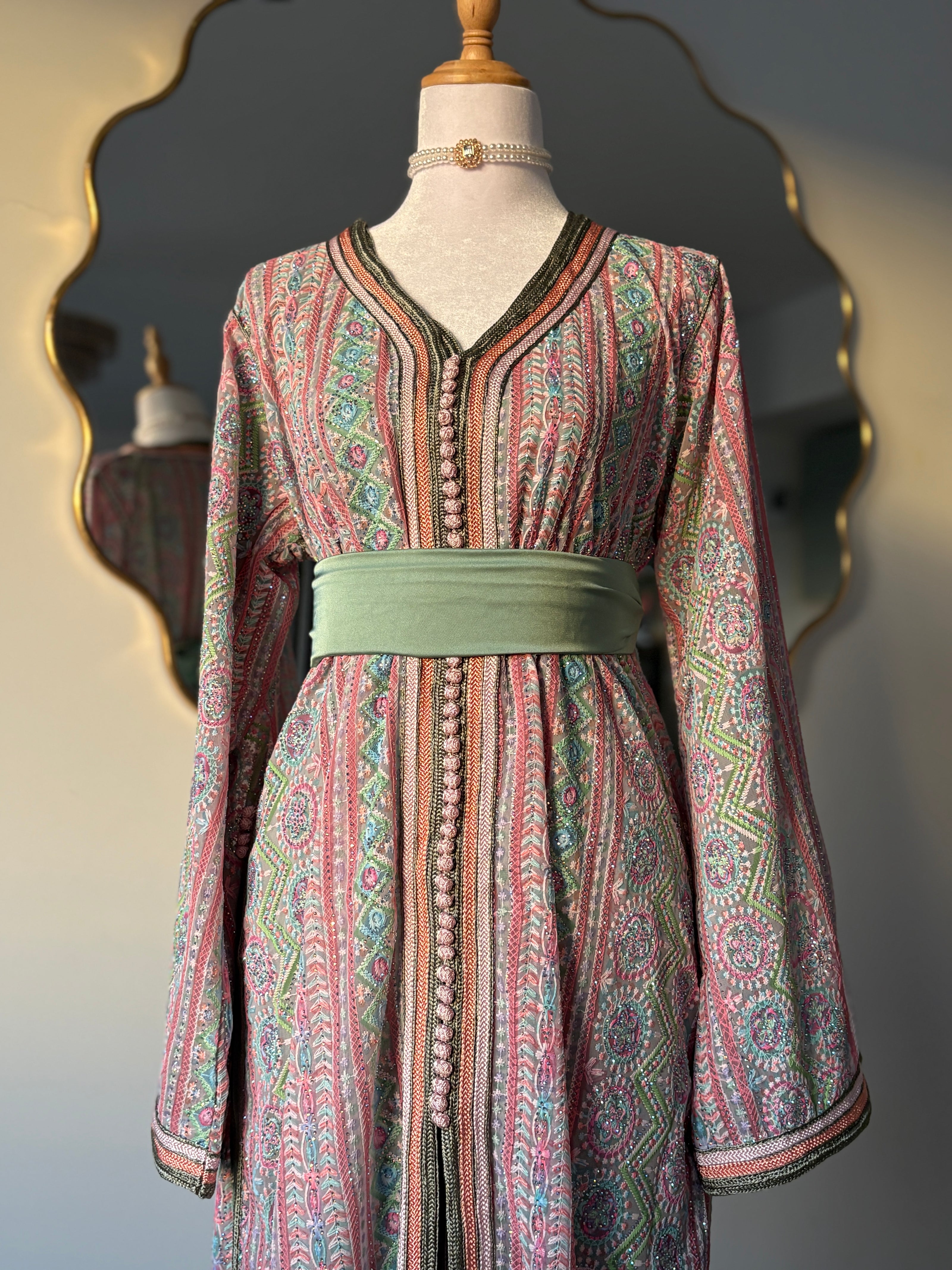 Takchita Sari prestige - Amande